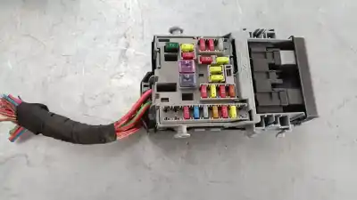 Tweedehands auto-onderdeel relais/zekeringenkastje voor opel zafira tourer excellence oem iam-referenties 13222786