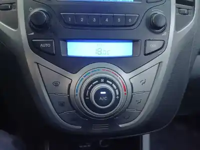 Pezzo di ricambio per auto di seconda mano controllo riscaldamento / aria condizionata per hyundai ix20 (jc) 1.4 crdi riferimenti oem iam 972501k210