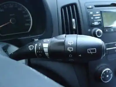 Peça sobressalente para automóvel em segunda mão comutador de limpa vidros por hyundai i30 comfort referências oem iam 