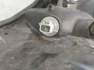Peça sobressalente para automóvel em segunda mão FAROL / FAROLIM ESQUERDO por TOYOTA YARIS  Referências OEM IAM   