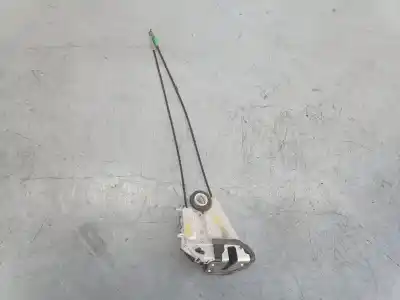 Peça sobressalente para automóvel em segunda mão fechadura da porta traseira direita por toyota yaris active referências oem iam 