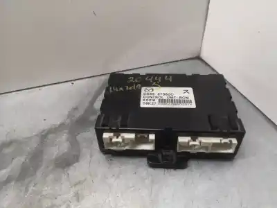 Recambio de automóvil de segunda mano de modulo electronico para mazda 5 (cw) active referencias oem iam cd8567560c