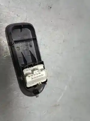 Pièce détachée automobile d'occasion commande de lève vitre avant gauche pour renault clio iii luxe privilege références oem iam 