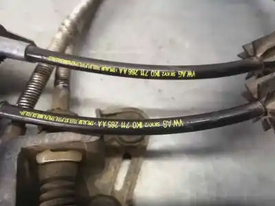 Pezzo di ricambio per auto di seconda mano LEVA DEL CAMBIO per AUDI A3 SPORTBACK (8P)  Riferimenti OEM IAM 1K0711049BM  
