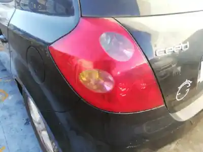 Автозапчасти б/у левый задний фонарь за kia cee'd fastback (ed) 1.6 crdi 115 ссылки oem iam 924011h0