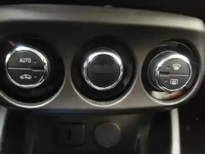 Peça sobressalente para automóvel em segunda mão comando de sofagem (chauffage / ar condicionado)  por opel corsa e selective referências oem iam 
