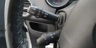 Peça sobressalente para automóvel em segunda mão comutador de piscas  por fiat bravo (198) 2.0 16v multijet super sport referências oem iam 07355322780