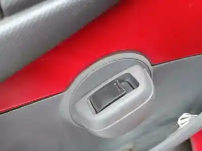 Tweedehands auto-onderdeel linker voorruit schakelaar voor citroen c1 (pm_, pn_) 1.4 hdi oem iam-referenties 