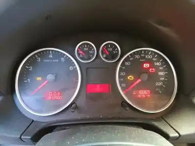 Pezzo di ricambio per auto di seconda mano pannello degli strumenti per audi a2 (8z) 1.6 fsi riferimenti oem iam 
