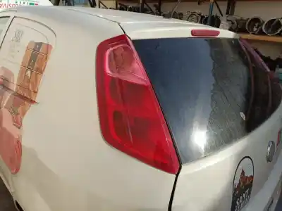 Pezzo di ricambio per auto di seconda mano luci posteriori destra per fiat punto (evo) (199) dynamic riferimenti oem iam 