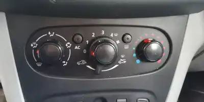 Peça sobressalente para automóvel em segunda mão comando de sofagem (chauffage / ar condicionado)  por dacia sandero ambiance referências oem iam 42303500