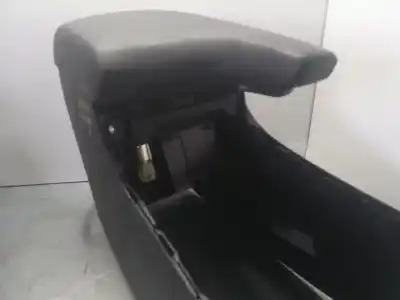 Автозапчастина б/у центральна консоль для mazda 3 lim. () style посилання на oem iam bjs764961  