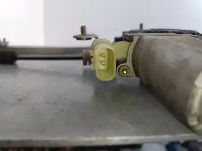 Pezzo di ricambio per auto di seconda mano alzacristalli anteriore destro per kia picanto 1.1 active riferimenti oem iam 8240407010
