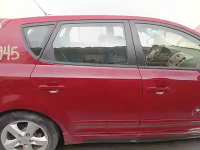 Автозапчасти б/у дверь задняя правая за kia cee'd fastback (ed) 1.6 ссылки oem iam 