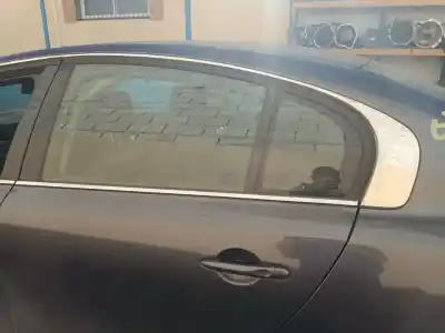 Second-hand car spare part rear left door for renault latitude privilege 150 cv / 110 kw oem iam references 