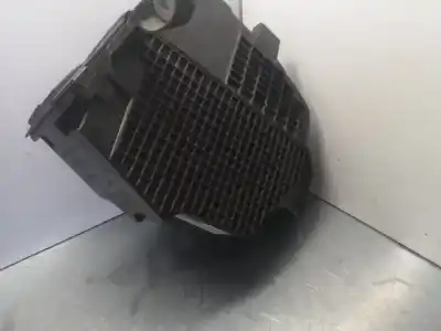Peça sobressalente para automóvel em segunda mão FILTRO DE AR por RENAULT CAPTUR  Referências OEM IAM 8201173592  