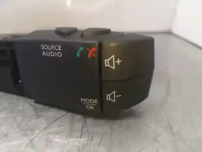 Second-hand car spare part steering wheel switch for renault captur life oem iam references 255522448r  