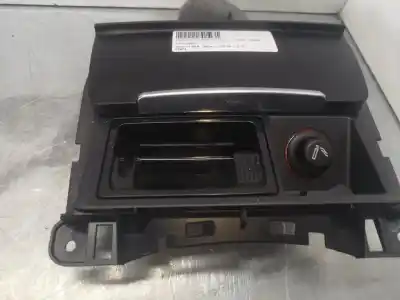 Автозапчастина б/у попільничка для audi a4 b8 (8k2) 2.0 tdi посилання на oem iam 8k0857951  