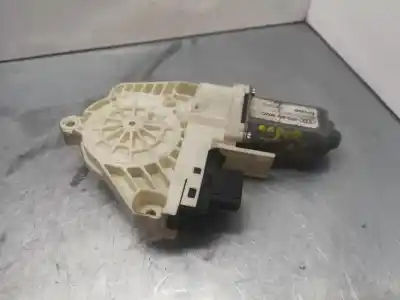 Pièce détachée automobile d'occasion moteur lève vitre arrière droite pour audi a6 c6 (4f2) 2.0 tdi références oem iam 4f0959802