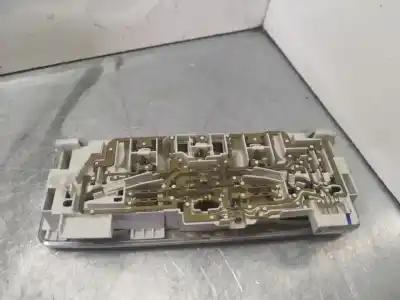 Second-hand car spare part interior light for renault latitude privilege 150 cv / 110 kw oem iam references 264300003r