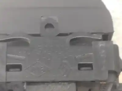 Second-hand car spare part switch for renault latitude privilege 150 cv / 110 kw oem iam references 251450002r  