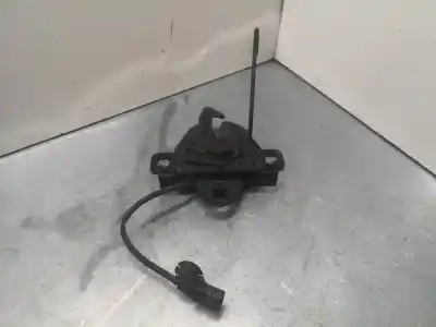 Second-hand car spare part bonnet lock for renault latitude privilege 150 cv / 110 kw oem iam references 65601
