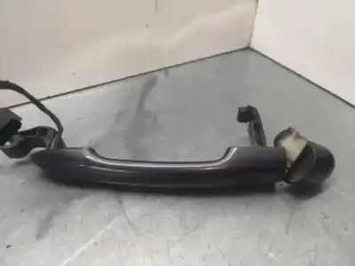 Second-hand car spare part exterior right front door handle for renault latitude privilege 150 cv / 110 kw oem iam references 