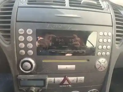 Tweedehands auto-onderdeel AUDIOSYSTEEM / RADIO-CD voor MERCEDES-BENZ CLASE SLK (W171) ROADSTER  OEM IAM-referenties A1718200086  