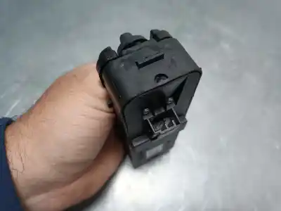 Peça sobressalente para automóvel em segunda mão botão / interruptor elevador vidro dianteiro esquerdo por volvo s80 berlina d5 momentum referências oem iam 