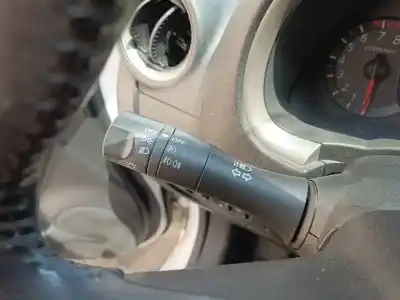 Peça sobressalente para automóvel em segunda mão comutador de piscas  por nissan micra iv (k13k) 1.2 referências oem iam 