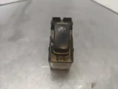 Peça sobressalente para automóvel em segunda mão botão / interruptor elevador vidro dianteiro direito por hyundai trajet (fo) 2.0 crdi gls referências oem iam 621w03710