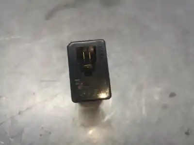 Peça sobressalente para automóvel em segunda mão trocar por hyundai trajet (fo) 2.0 crdi gls referências oem iam 949503a000