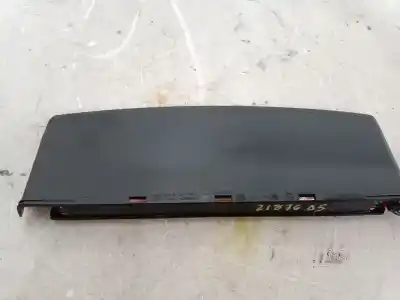 Peça sobressalente para automóvel em segunda mão farolim de travão central por audi a5 coupe (8t) 3.0 tdi quattro referências oem iam 8t0945097