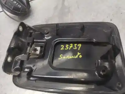 Second-hand car spare part outer fuel cap for kia sorento 2.5 crdi concept oem iam references   