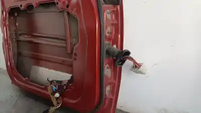 Second-hand car spare part left front door for dodge nitro se oem iam references   