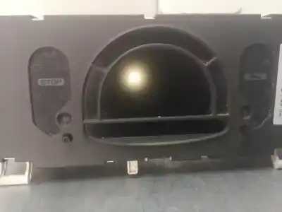 Peça sobressalente para automóvel em segunda mão quadrante por renault modus luxe privilege 80 cv / 59 kw referências oem iam 8200668078  