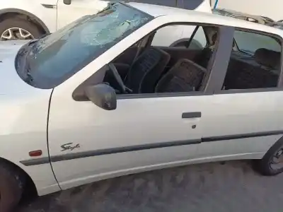 Автозапчасти б/у левая передняя дверь за peugeot 306 berlina 3/4/5 puertas (s2) boulebard ссылки oem iam   