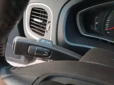 Peça sobressalente para automóvel em segunda mão comutador de piscas  por volvo v40 kinetic referências oem iam 