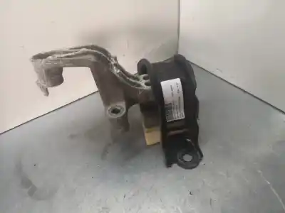 Second-hand car spare part engine support for renault modus luxe privilege 80 cv / 59 kw oem iam references 112104344  