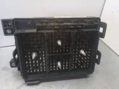 Second-hand car spare part fuse box unit for kia cerato 2.0 ex crdi familiar oem iam references 919552f040  