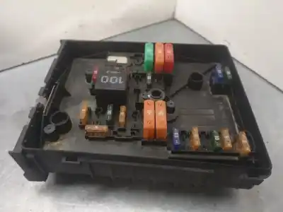 Second-hand car spare part fuse box unit for volkswagen caddy ka/kb (2k) kombi oem iam references 1k0937125 Second-hand car spare part fuse box unit for volkswagen caddy ka/kb (2k) kombi oem iam references 1k0937125