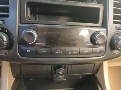 Second-hand car spare part heating / air conditioning control panel for ssangyong rodius xdi oem iam references 
