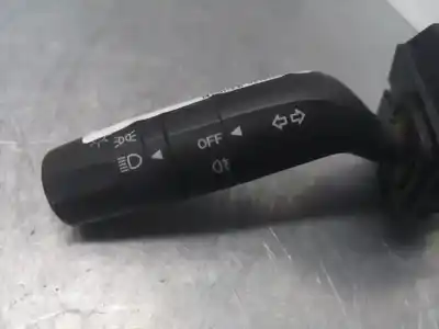 Second-hand car spare part indicator switch for mazda 3 lim. (bl) pulse oem iam references 17d682  