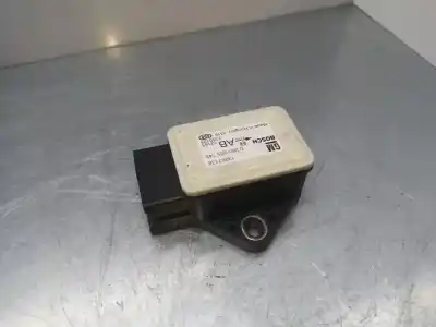 Second-hand car spare part electronic module for opel meriva b essentia 95 cv / 70 kw oem iam references 13267138