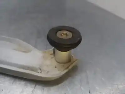 Автозапчастина б/у опора / направляюча розсувних дверей для dacia dokker access посилання на oem iam 777949543  