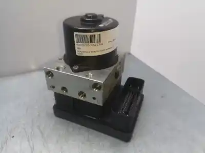 İkinci el araba yedek parçası abs için ford focus berlina (cap) ambiente (d) oem iam referansları 8m512c405
