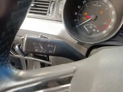 Peça sobressalente para automóvel em segunda mão comutador de piscas  por skoda suberb (3t4) 2.0 tdi dpf referências oem iam 