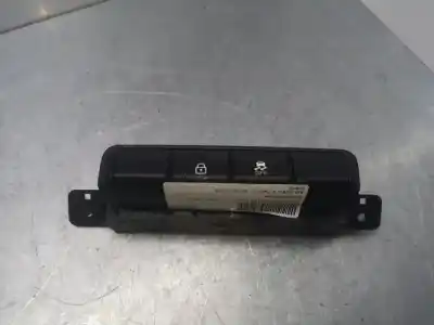 Pièce détachée automobile d'occasion bouton interrupteur pour kia cee´d x-tech références oem iam 93700a2020  