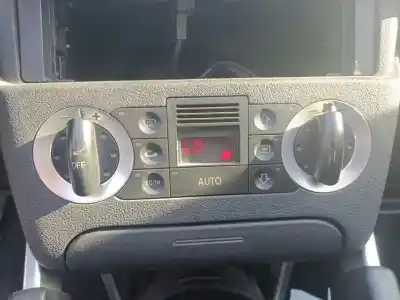 Peça sobressalente para automóvel em segunda mão comando de sofagem (chauffage / ar condicionado)  por audi tt (8n3/8n9) 1.8 t coupe (132kw) referências oem iam 