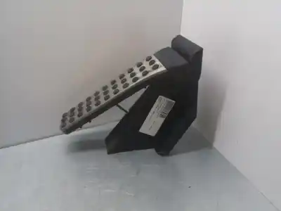 Автозапчастина б/у педаль акселератора для smart fortwo cabrio 1.0 cat посилання на oem iam 2043000204  